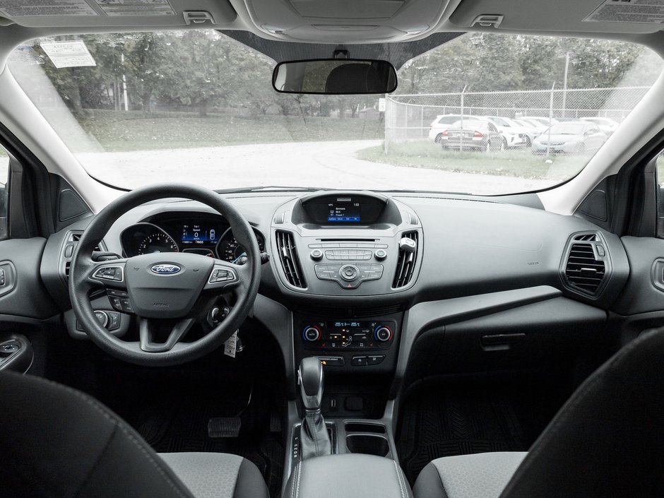 2018 Ford Escape SE FWD/ SAFETY CERTIFIED-19