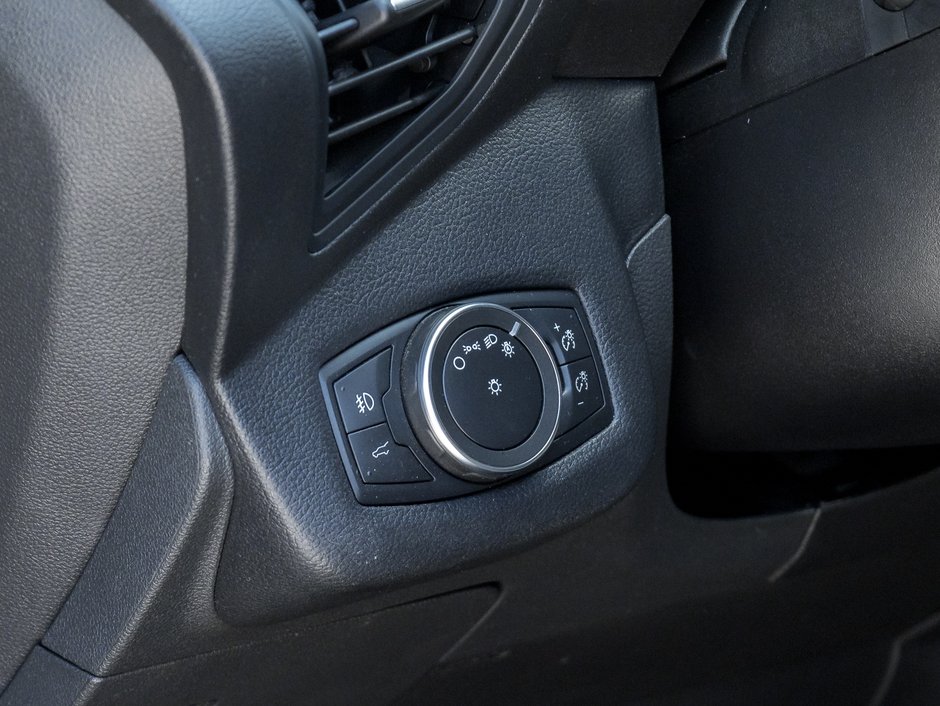 2019 Ford Escape SE 4WD-13