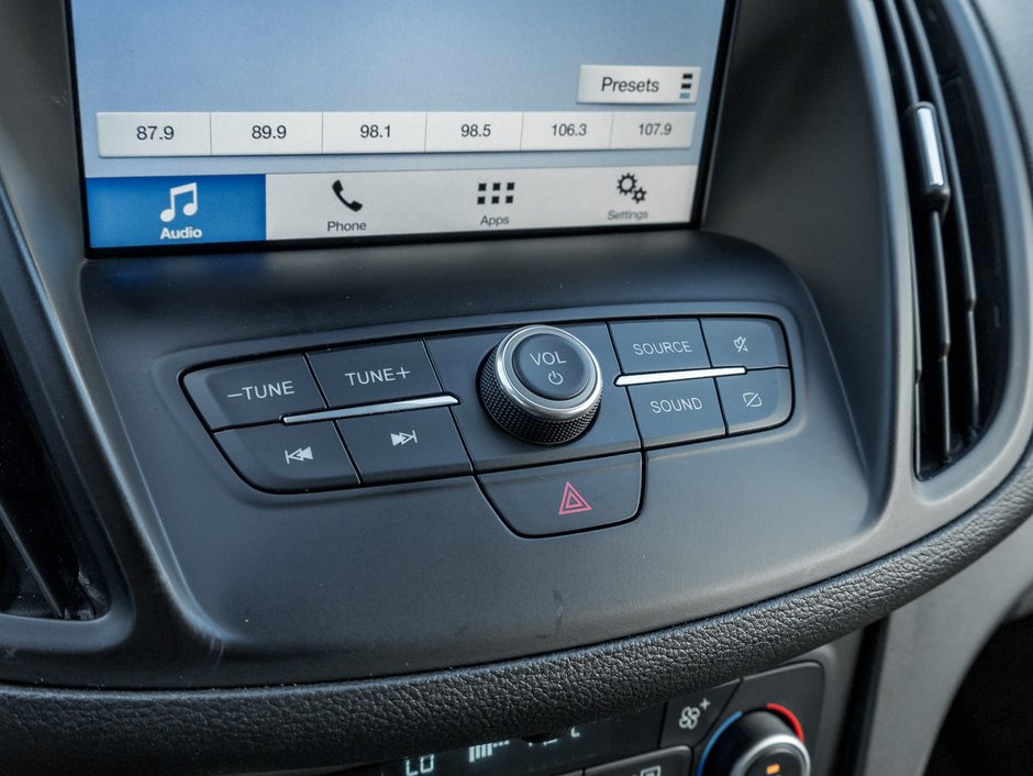 2019 Ford Escape SE 4WD-16