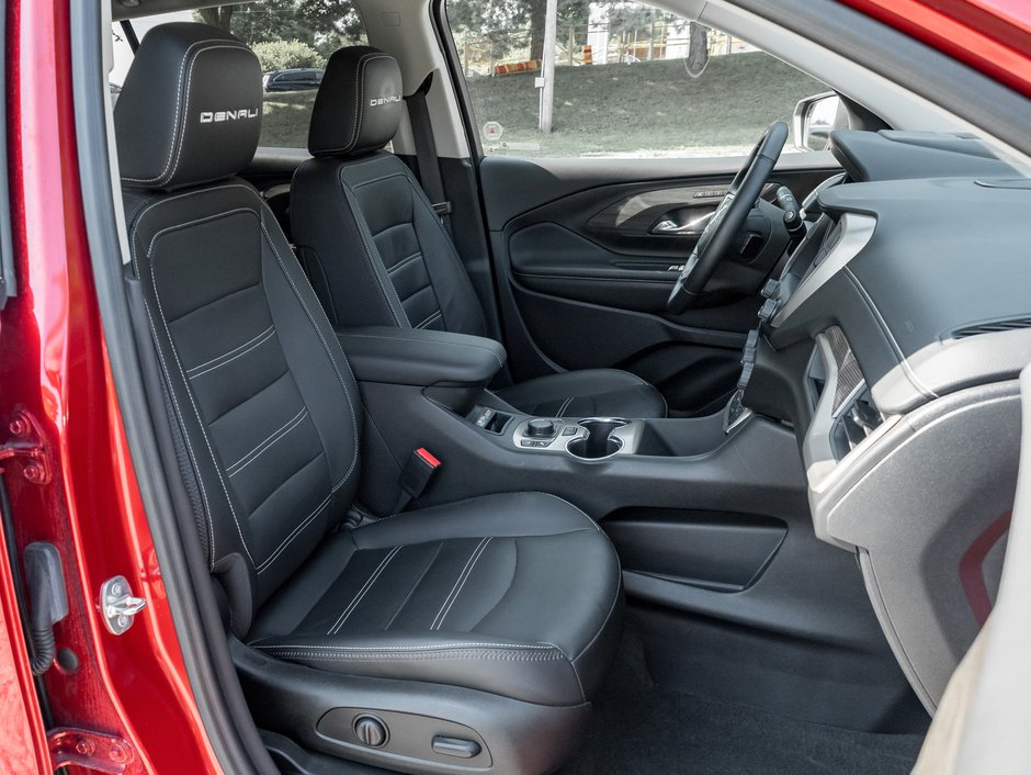 2024 GMC Terrain AWD 4dr Denali-24