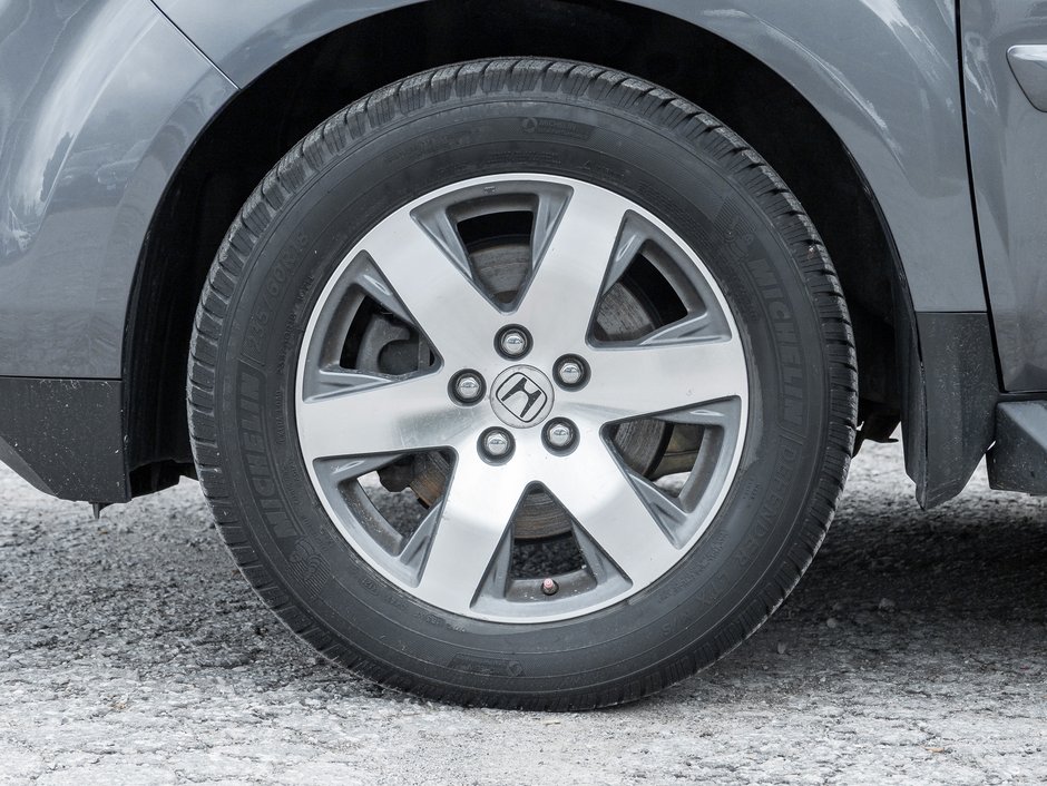Honda Pilot 4WD 4dr Touring   AS IS 2015-3