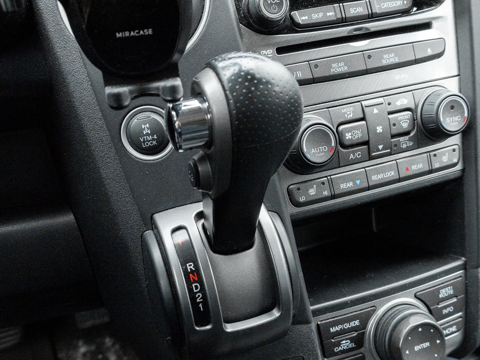Honda Pilot 4WD 4dr Touring   AS IS 2015-16