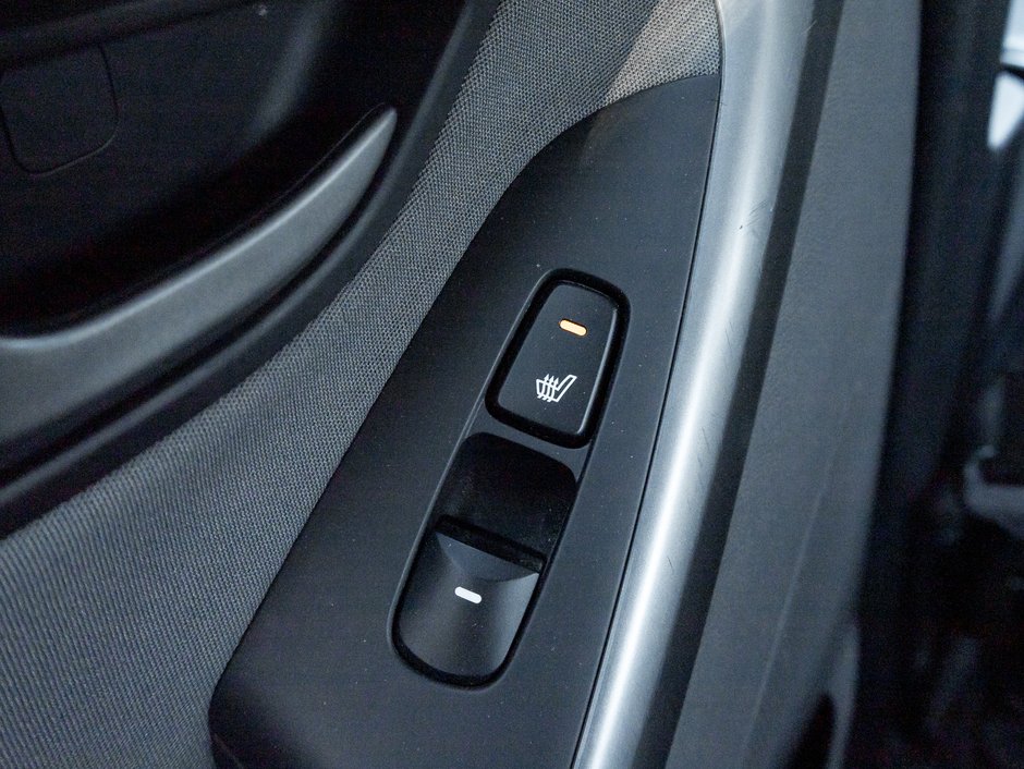 2014 Hyundai Elantra 4dr Sdn 6 Speed Manual GLS  AS IS   AS TRADED-20