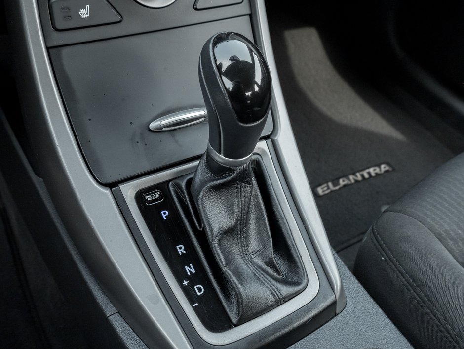 2016 Hyundai Elantra 4dr Sdn Auto Sport Appearance-13
