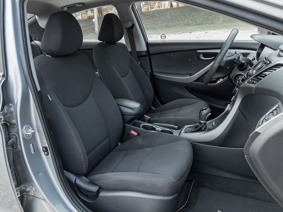 2016 Hyundai Elantra 4dr Sdn Auto Sport Appearance-17