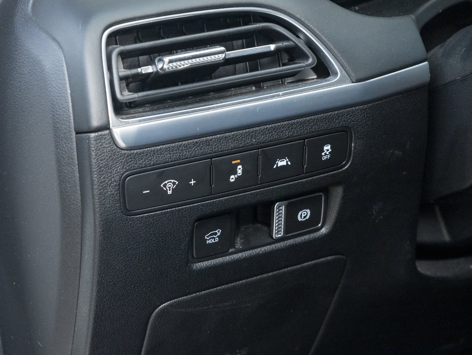 2022 Hyundai Palisade Ultimate Calligraphy 7-Passenger AWD/ NO ACCIDENT-17