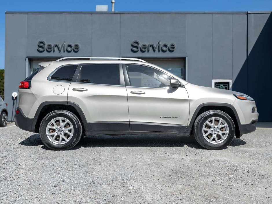 2015 Jeep Cherokee North-4