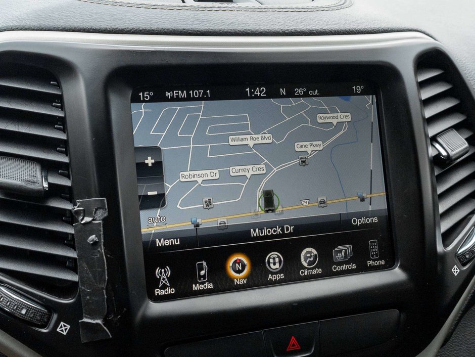 Jeep Cherokee North   TRADE IN   AS IS 2017-10