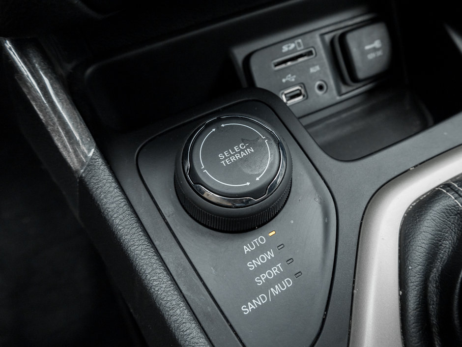 Jeep Cherokee Limited 4x4 2018-16