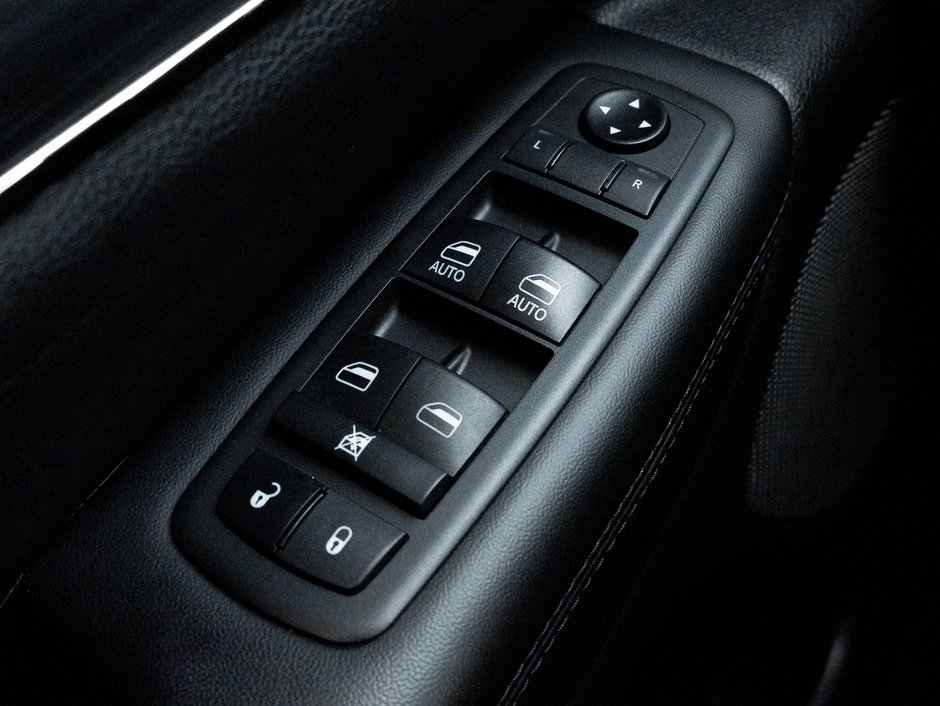 Jeep Grand Cherokee Limited X 4x4  SAFETY CERTIFIED  LIMITED SUPPLY 2021-12