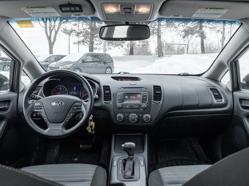 2015 Kia Forte 4dr Sdn Auto EX  TRADE IN  SAFETY CERTIFIED-20