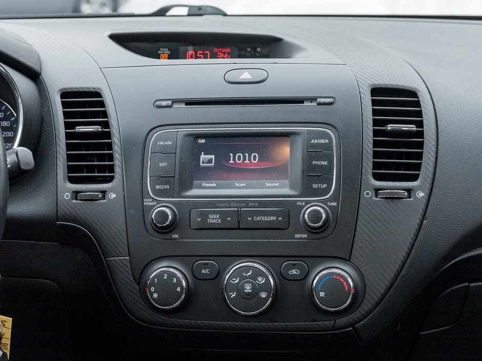 2015 Kia Forte 4dr Sdn Auto EX  TRADE IN  SAFETY CERTIFIED-21