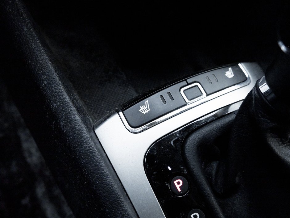 2017 Kia Rio 4dr Sdn Auto EX+ w-Sunroof   AS IS-13