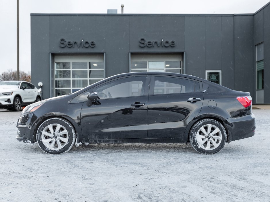 2017 Kia Rio 4dr Sdn Auto EX+ w-Sunroof   AS IS-2