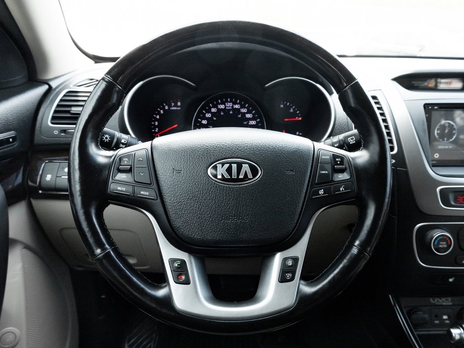 Kia Sorento AWD 4dr V6 Auto EX w-Snrf   AS IS 2015-7