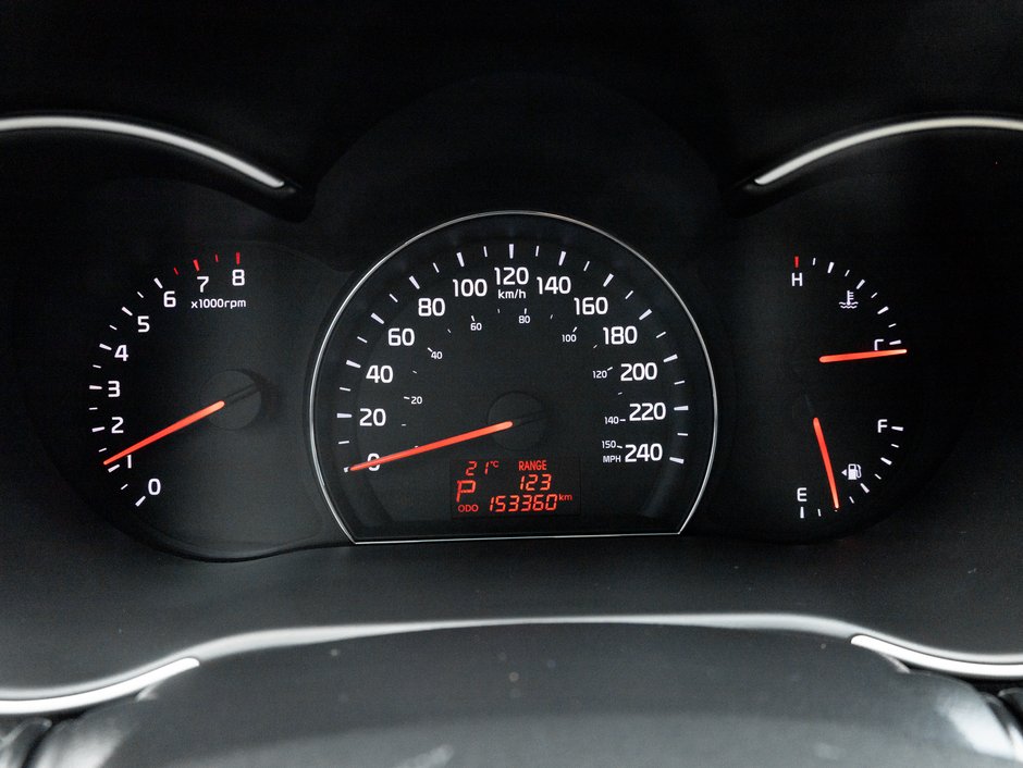 Kia Sorento AWD 4dr V6 Auto EX w-Snrf   AS IS 2015-8