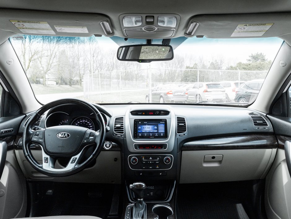 Kia Sorento AWD 4dr V6 Auto EX w-Snrf   AS IS 2015-23