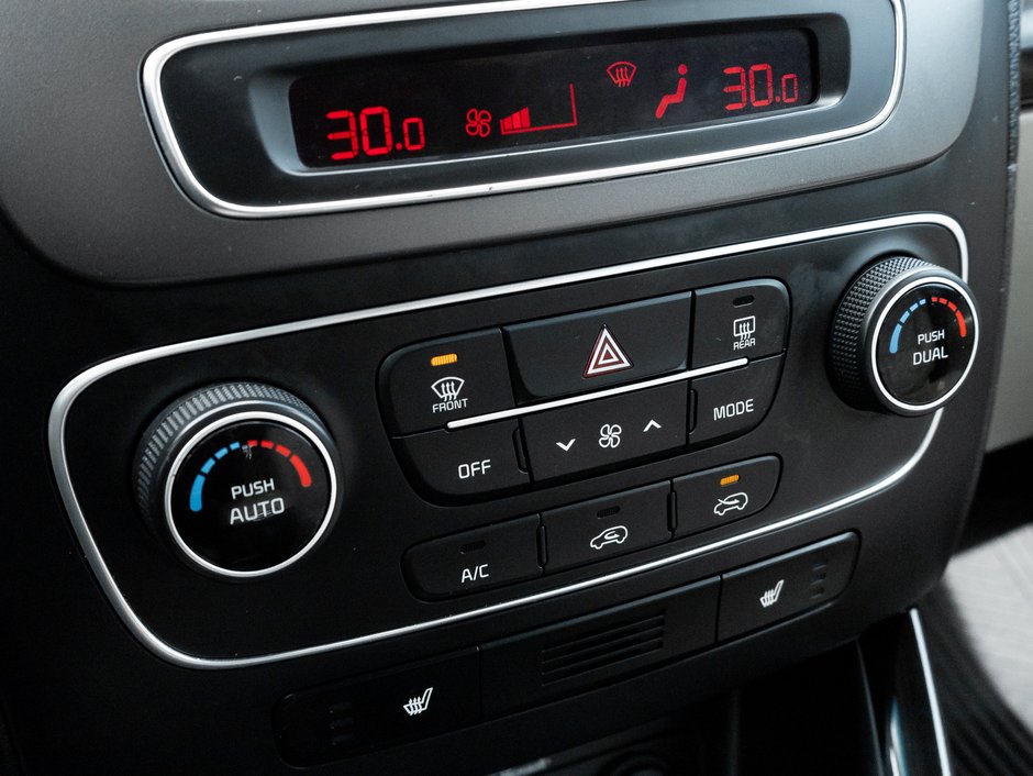 Kia Sorento AWD 4dr V6 Auto EX w-Snrf   AS IS 2015-16