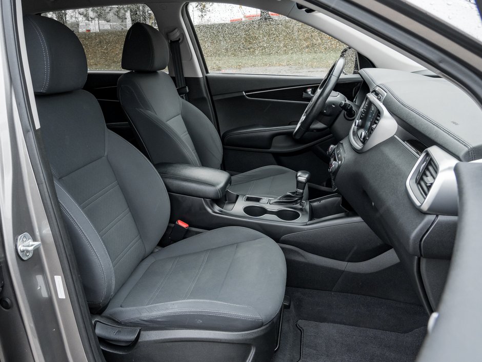 2019 Kia Sorento LX V6 Premium AWD   ONE OWNER   SAFETY CERTIFIED-18