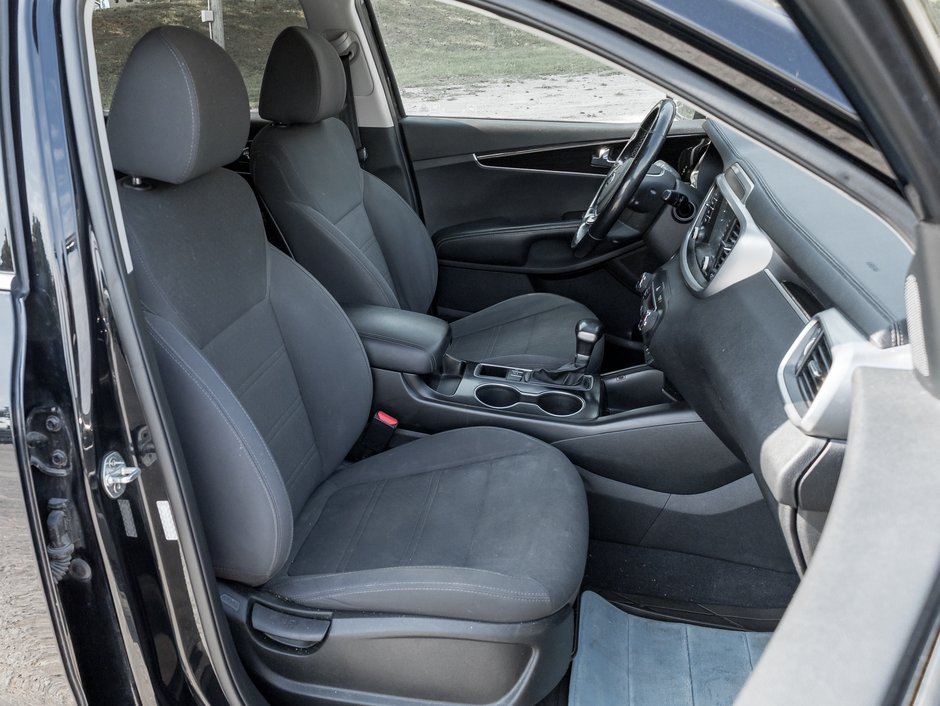 Kia Sorento LX+ AWD/ SAFETY CERTIFIED, ACCIDENT FREE 2020-18