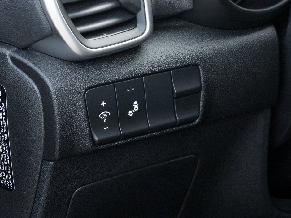 Kia Sportage LX Nightsky Edition   TRADE IN  2 SETS OF WHEELS 2022-12