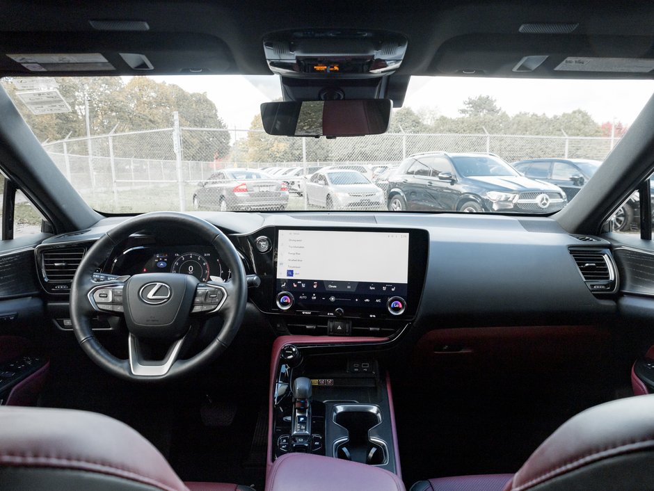 2025 Lexus NX 350h AWD/ LOW KM/ SAFETY CERTIFIED/ RED INT-25