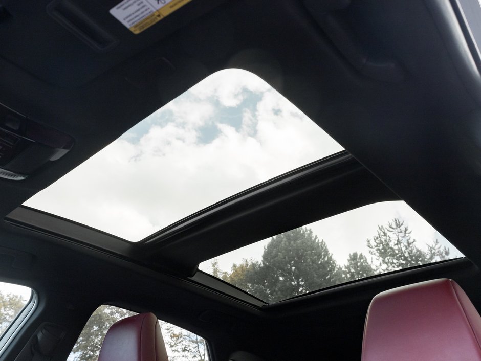 2025 Lexus NX 350h AWD/ LOW KM/ SAFETY CERTIFIED/ RED INT-22