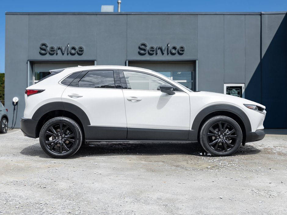 2023 Mazda CX-30 GT AWD  GRANET RED LEATHER ONE OWNER  NO ACCIDENTS-4