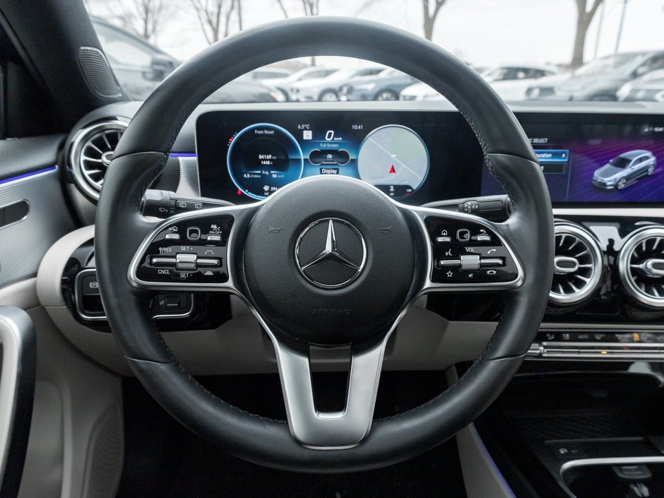 2020 Mercedes-Benz A-Class A 250 4MATIC Hatch  TRADE IN  ONE OWNER-7