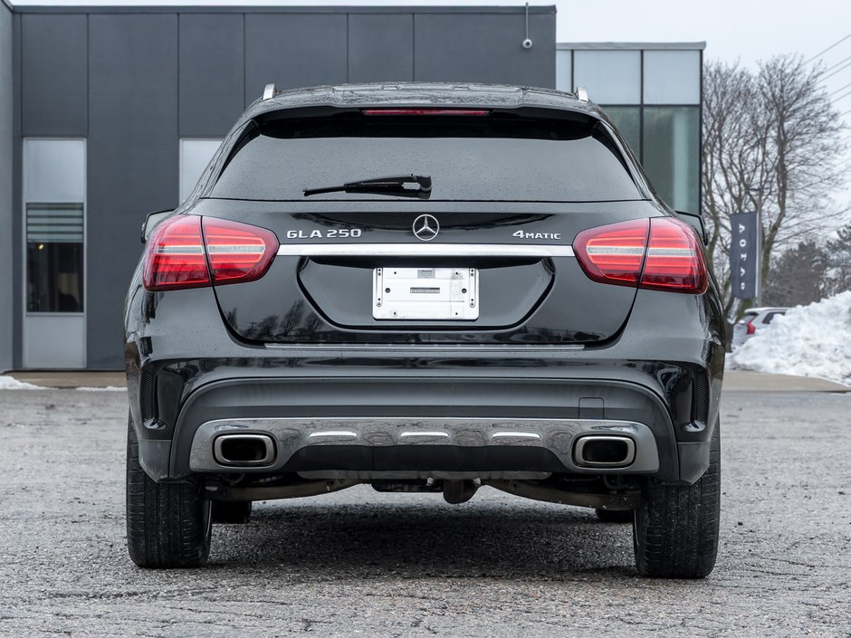 Mercedes-Benz GLA 250 4MATIC SUV LOW MILEAGE ONE OWNER  TRADE IN 2018-5
