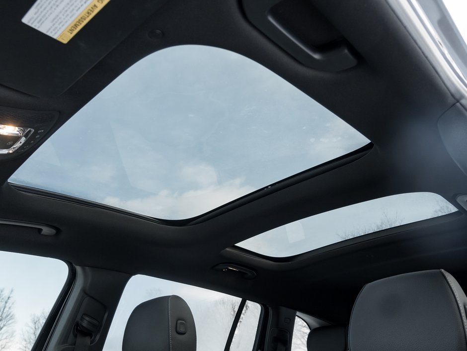 Mercedes-Benz GLB 250 4MATIC SUV  ONE OWNER  TRADE IN  LOW KM 2020-17