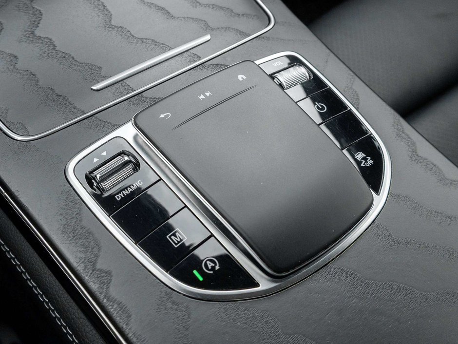 2020 Mercedes-Benz GLC 300-17