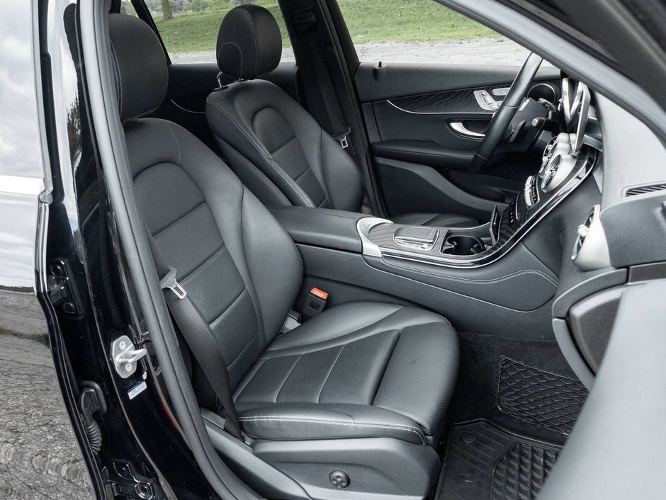 2020 Mercedes-Benz GLC 300-23