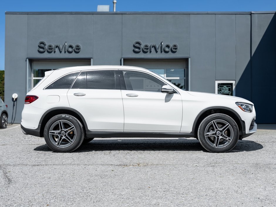 Mercedes-Benz GLC 300 4MATIC SUV  LOW KM  TRADE IN  SAFETY CERT 2021-4