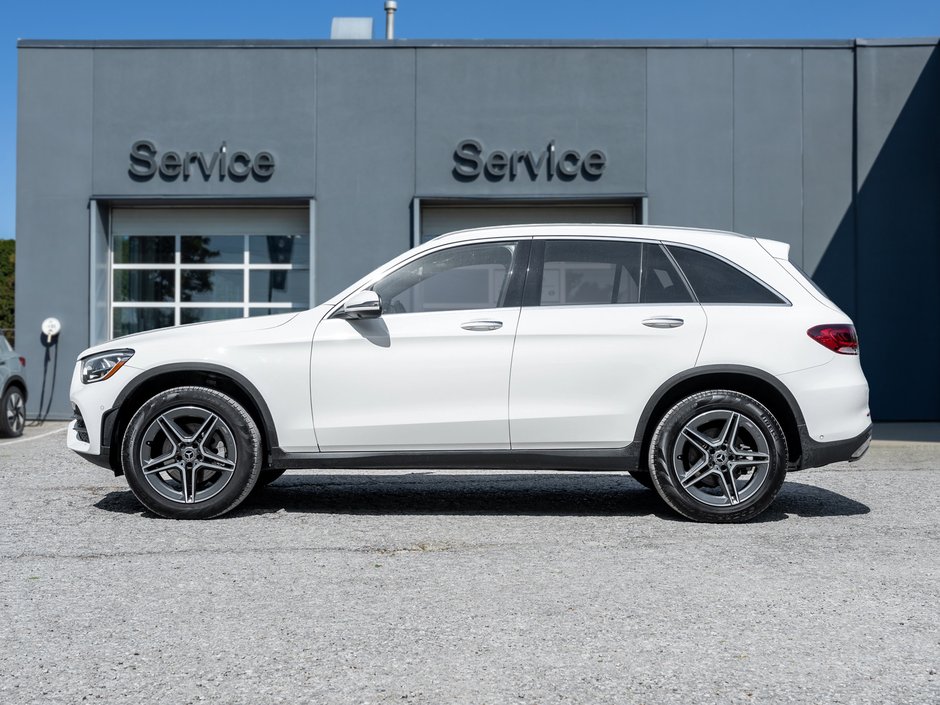 Mercedes-Benz GLC 300 4MATIC SUV  LOW KM  TRADE IN  SAFETY CERT 2021-2