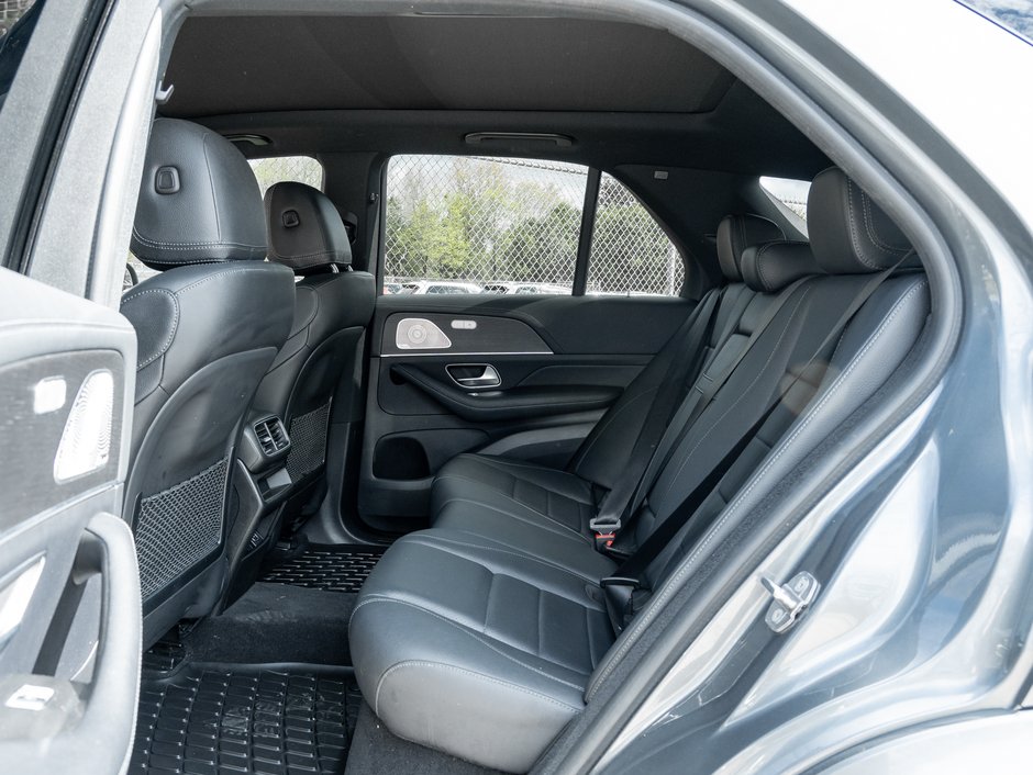 Mercedes-Benz GLE 450 4MATIC SUV TRADE IN ONE OWNER WELL EQUIPPED 2021-26