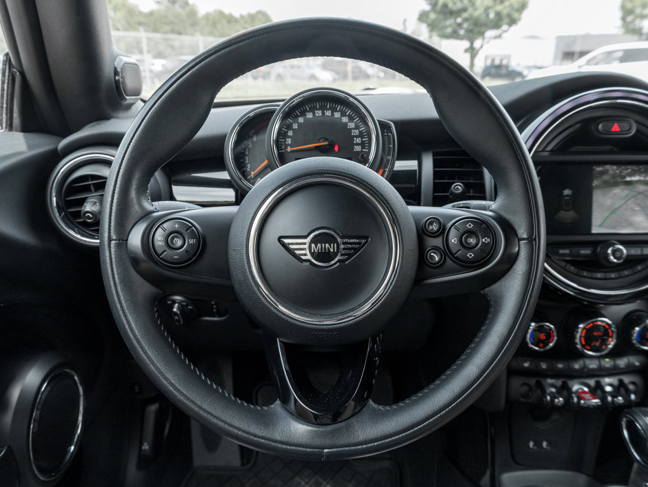 MINI Convertible Cooper  NEARLY NEW  ONE OWNER  WELL MAINTAINED 2019-7