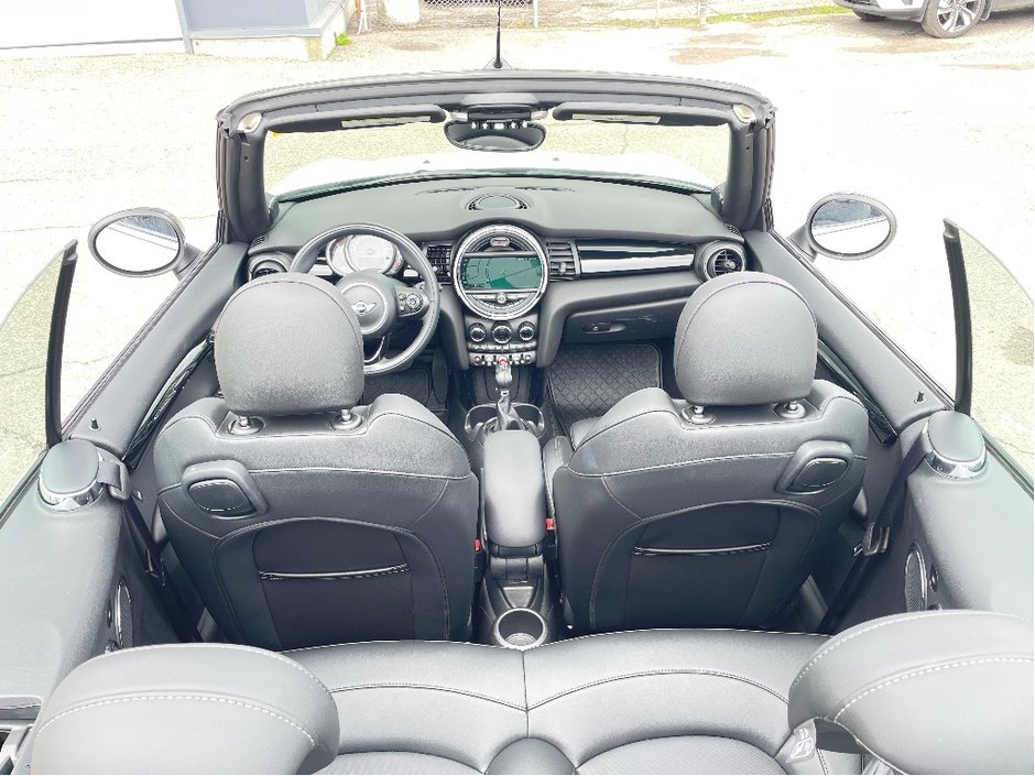 MINI Convertible Cooper  NEARLY NEW  ONE OWNER  WELL MAINTAINED 2019-25