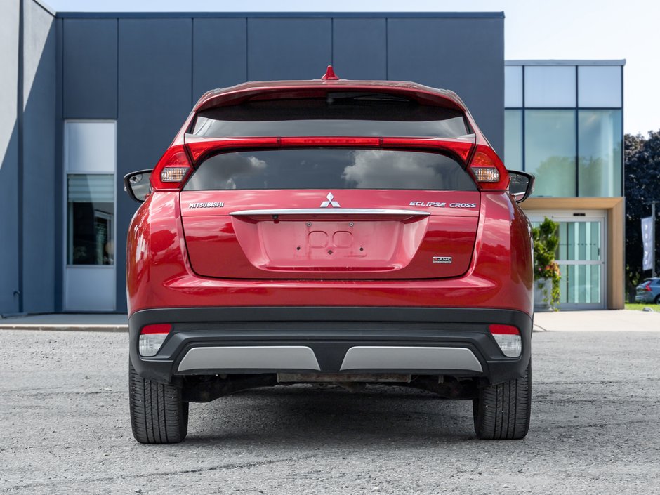 2018 Mitsubishi ECLIPSE CROSS ES S-AWC-5