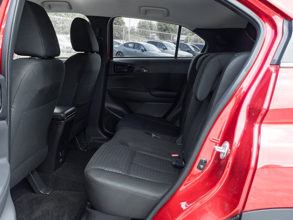 2018 Mitsubishi ECLIPSE CROSS ES S-AWC-19