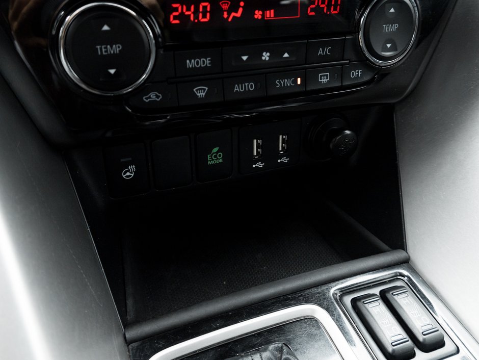 2022 Mitsubishi Eclipse Cross GT S-AWC / ONE OWNER/ ACCIDENT FREE/ SAFETY-17