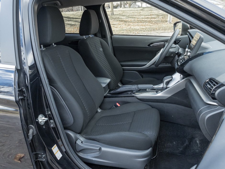 Mitsubishi Eclipse Cross ES S-AWC CPO FINANCE RATES FOR AS LOW AS 0.90% 2022-17