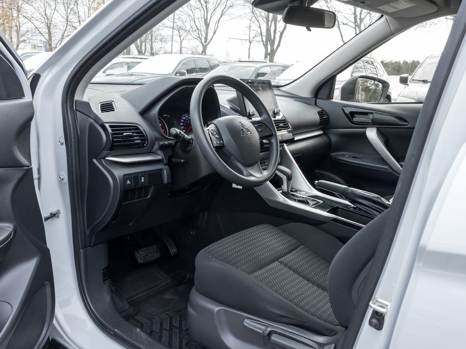 Mitsubishi Eclipse Cross ES S-AWC CPO FINANCE RATES FOR AS LOW AS 0.90% 2023-6