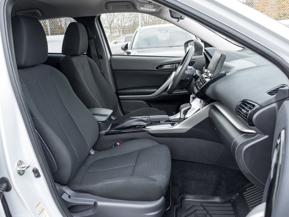 Mitsubishi Eclipse Cross ES S-AWC CPO FINANCE RATES FOR AS LOW AS 0.90% 2023-17