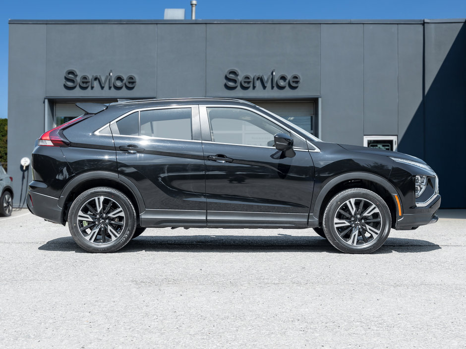 Mitsubishi ECLIPSE CROSS NOIR S-AWC CPO FINANCE RATES FOR AS LOW AS 0.90% 2024-4