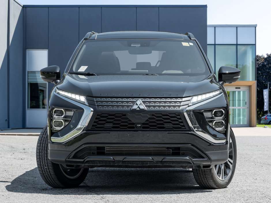 Mitsubishi ECLIPSE CROSS NOIR S-AWC CPO FINANCE RATES FOR AS LOW AS 0.90% 2024-1