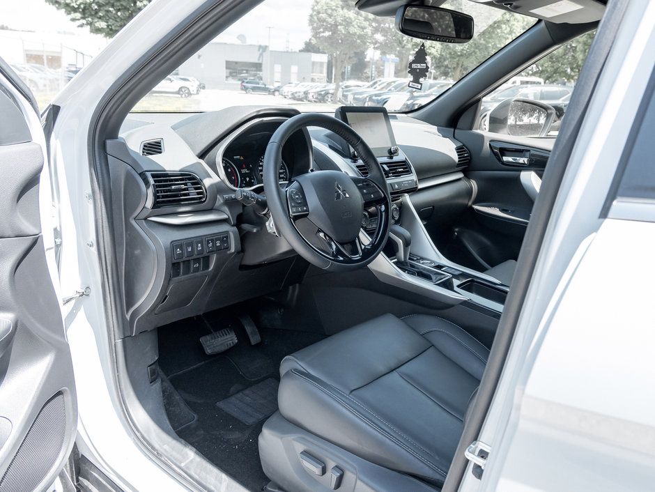 2024 Mitsubishi ECLIPSE CROSS GT S-AWC CPO FINANCE RATES FOR AS LOW AS 0.9%-6