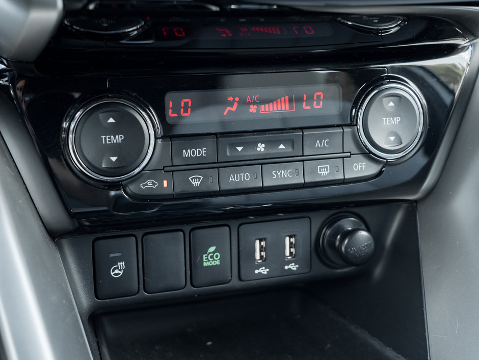 Mitsubishi ECLIPSE CROSS GT S-AWC CPO FINANCE RATES FOR AS LOW AS 0.9% 2024-14