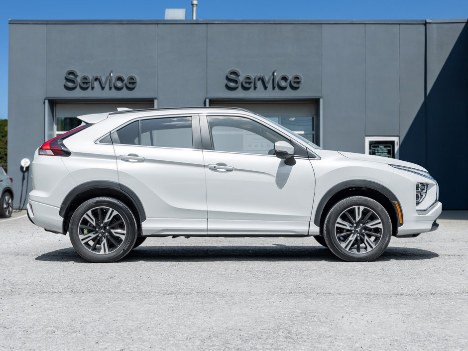 Mitsubishi ECLIPSE CROSS GT S-AWC CPO FINANCE RATES FOR AS LOW AS 0.9% 2024-4