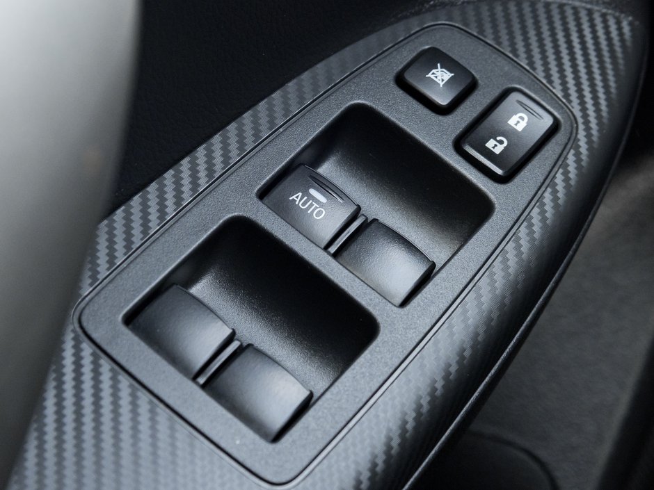 Mitsubishi Eclipse Cross SE S-AWC CPO FINANCE RATES FOR AS LOW AS 0.90% 2024-10